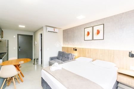 Apartamento com 1 quarto e 50m² para alugar em Três Figueiras, Porto Alegre. - Photo 4