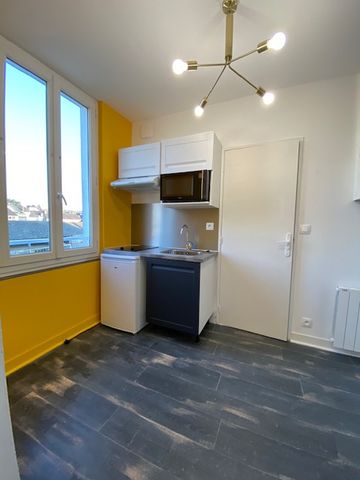 A LOUER APPARTEMENT T1 PLOERMEL CENTRE VILLE 56800 BRETAGNE MORBIHAN - Photo 5