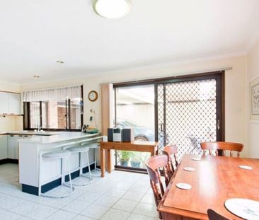 Great Home in Amazing Location&excl; - Photo 3