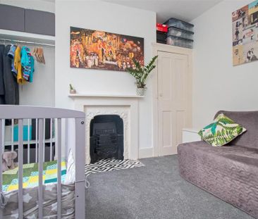 2 bedroom maisonette to rent - Photo 5