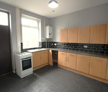 2 bedroom terraced house to rent - Photo 5