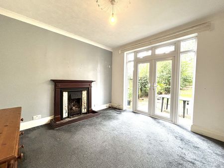 3 bedroom semi-detached house to rent - Photo 2