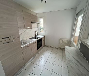 Location Appartement 2 pièces 48m² - Photo 6