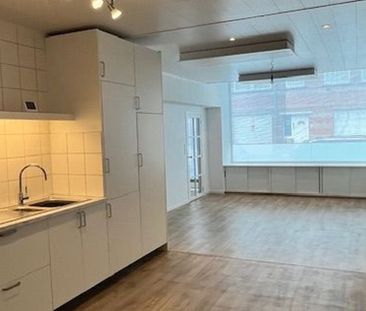Appartement te huur in Izegem voor € 625 met 2 slaapkamers - Photo 2