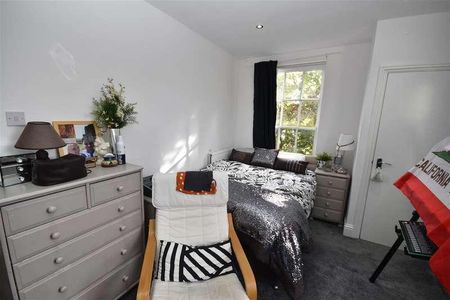 Park Road North, Birkenhead, CH41 - Photo 3