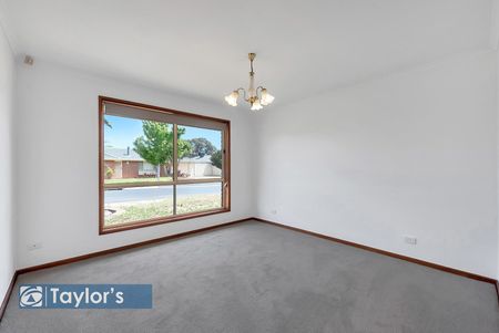 LOW-MAINTENANCE 3BR HOME WITH LOTS OF OFF STREET PARKING - Photo 3