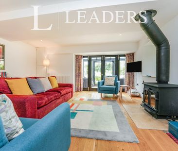 2 bedroom cottage to rent Back Lane, Bisley, Stroud, Gloucestershir... - Photo 3