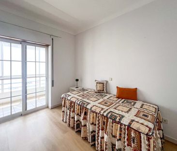 Apartamento T2 para Arrendamento Anual em Portimão, Algarve - Photo 2
