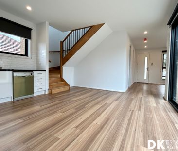 Brand New 4 Bedroom Townhouse - Photo 2