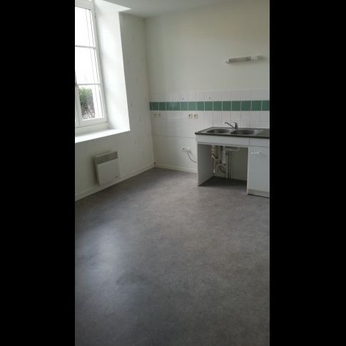 Location Appartement 2 pièces 60 m² Issoudun - Photo 2