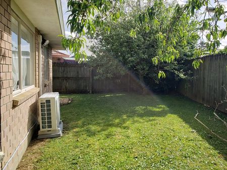 Mangere 3 bedroom house - Photo 3