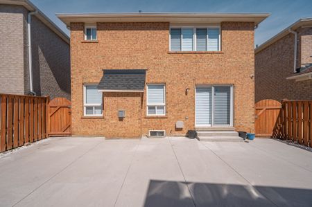 For Lease - 3 Rambling Oak Drive Unit# Basement, Brampton, Ontario - Photo 5