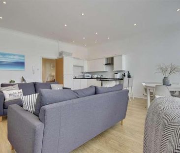 South Parade, Southsea, PO5 - Photo 1