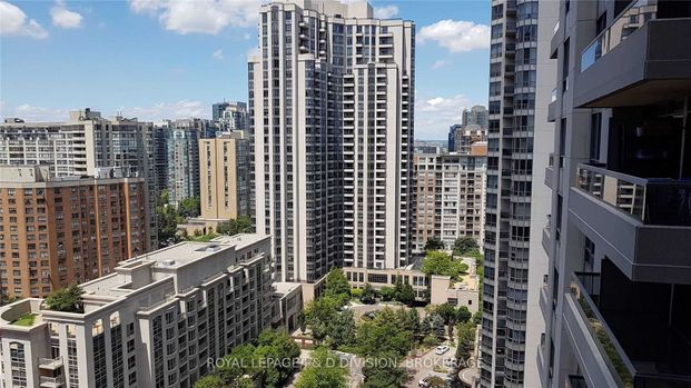 For Lease - 15 Northtown Way Unit# 1915, Toronto, Ontario - Photo 1