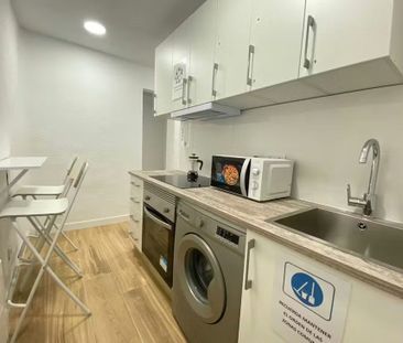 Avenida de la Albufera, Madrid, Community of Madrid 28038 - Photo 1