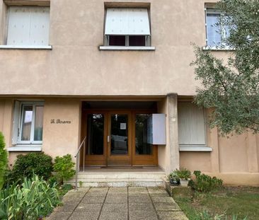 Location Appartement 3 pièces 68m² GUILHERAND GRANGES 07500 - Photo 4