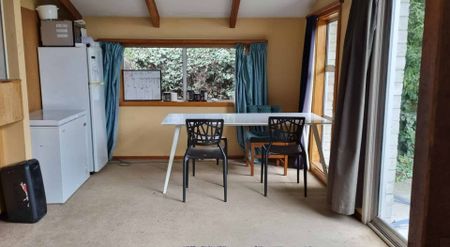 Student Flat Close To University - Photo 2