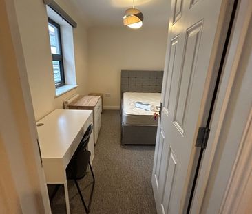 4 Bed Terraced House, Stoke Lane, BS9 - Photo 5