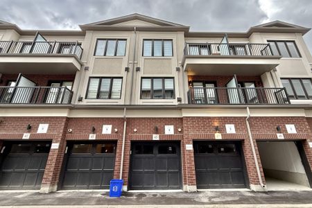 For Lease - 45 Matawin Lane, Richmond Hill, Ontario - Photo 2