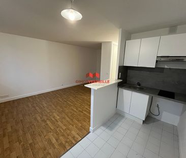 Location Appartement 1 pièce 26m² - Photo 2