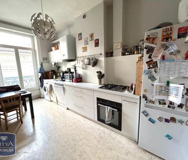 Location Appartement 3 pièces 83m² ST ETIENNE 42000 - Photo 4
