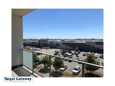 404/21 Malata Crescent, SUCCESS WA 6164 - Photo 4