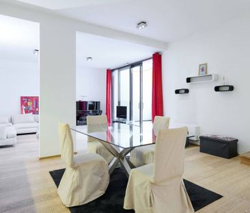 Appartement te huur in Elsene voor € 1.850 met 1 slaapkamer - Photo 3