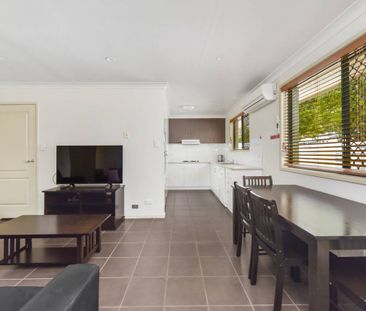 Fully Furnished Inner City Unit - Photo 1