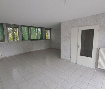 Location appartement T6 115.49m² à Reims (51100) Loyer CC * : 1009.... - Photo 6