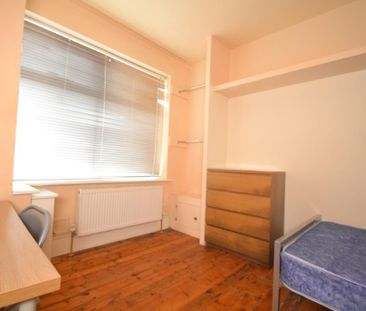 5 bedroom terraced house to rent - Photo 3