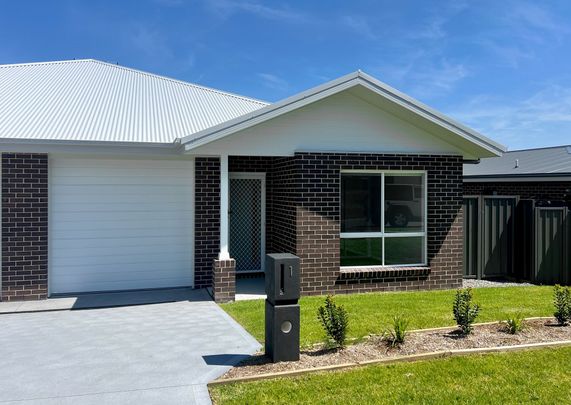 New Build Duplex with Private Street Access - Photo 1