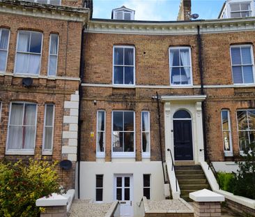 2 bed apartment to rent in Royal Crescent, Scarborough, YO11 - Photo 1