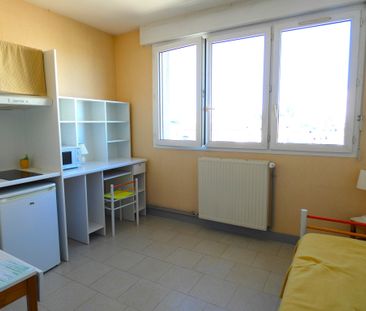 Appartement 18 m² - 1 pièce - Limoges (87000) - Photo 1