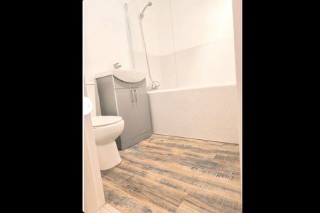 2 Bed Flat, Pennywell Gardens, EH4 - Photo 3