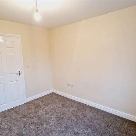 Bakers Lane, Winsford, CW7 - Photo 1