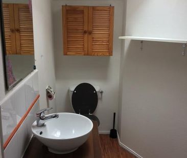 Location Appartement 2 pièces 33m² BORDEAUX 33000 - Photo 4