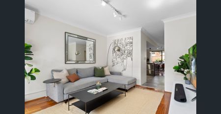 Elegantly Modern 2-Bed In The Heart of Chippendale - Short Term Leases Available - Photo 2