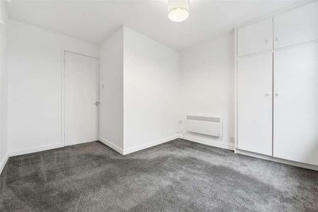 Black Road, Macclesfield, SK11 - Photo 3