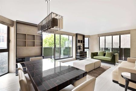 A fabulous bright and spacious 3 bedroom apartment moments from Kensington Olympia. - Photo 2