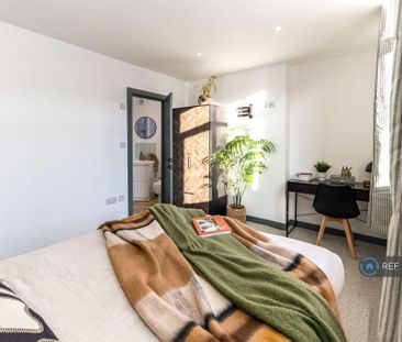 1 bedroom in a house share to rent - Photo 5