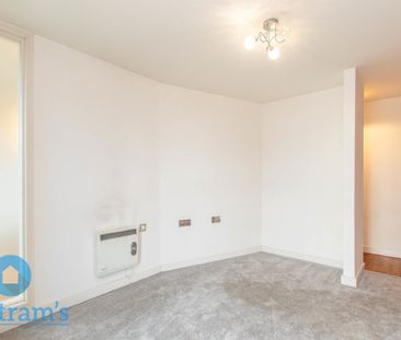 1 bed Apartment for Rent - Photo 3