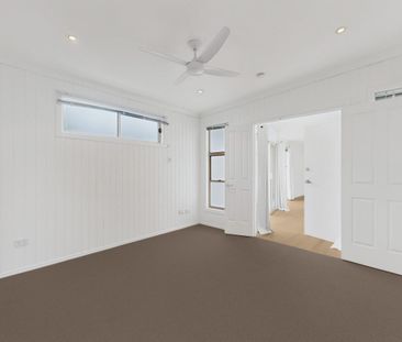 Private, Spacious & Fully Self-Contained One-Bedroom Retreat - Photo 3