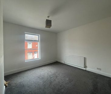 2 Bedroom Terraced For Rent - Photo 1