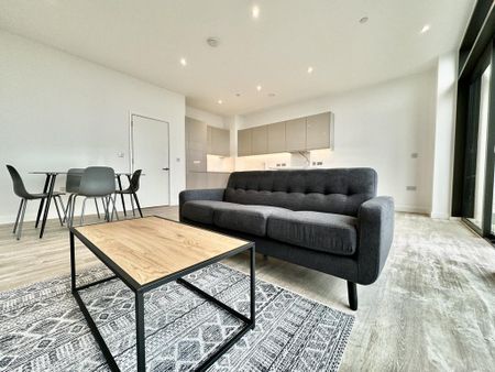 2 bedroom penthouse to rent - Photo 4