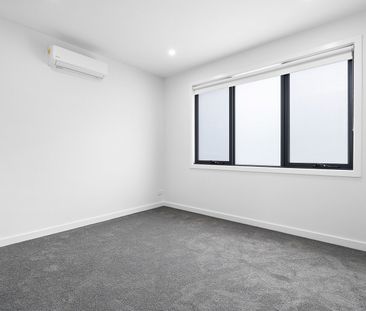 4/128 Porter Road, Heidelberg Heights VIC 3081 - Photo 3