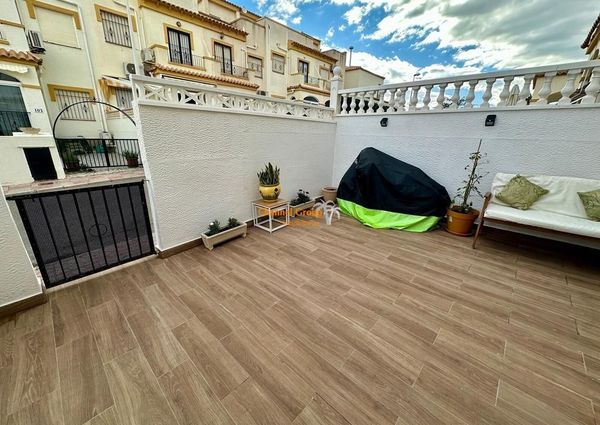 3 room luxury House for rent in Gran Alacant, Spain
