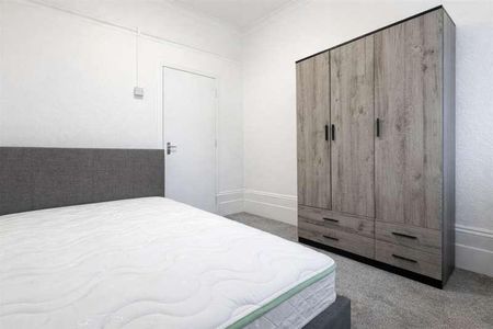 The Slade, SE18 - Photo 5