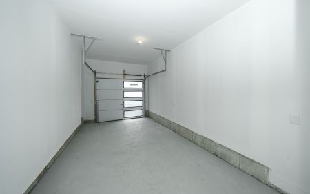 For Lease - 34 Falby Road, Brampton, Ontario - Photo 4