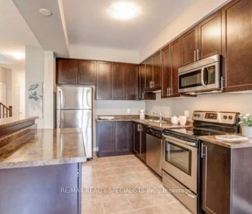 Property For Lease | X9015159 - Photo 2