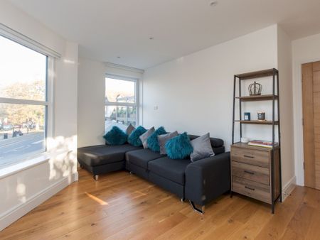 Flat 4, The Mill House, Windsor, SL4 1QX, Windsor - Photo 3